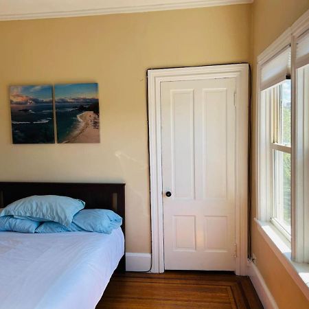 Sunny Spacious Room In Federal Hill, Downtown With Shared Bathroom And Kitchen Providence Esterno foto